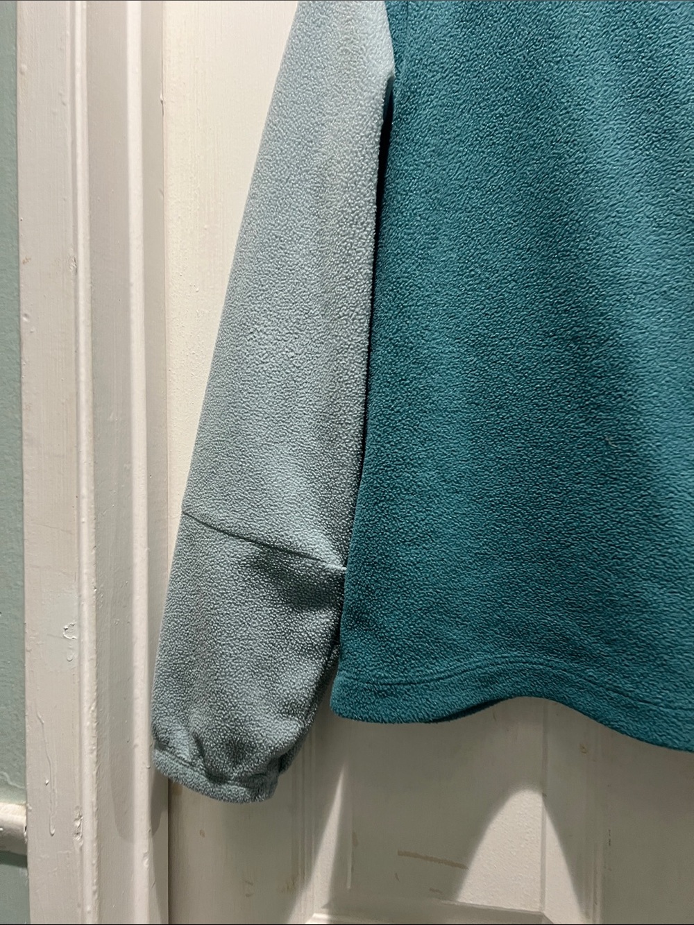Patagonia Teal and Light Gray Quarter-Zip Fleece Pullover - Picture 9 of 10